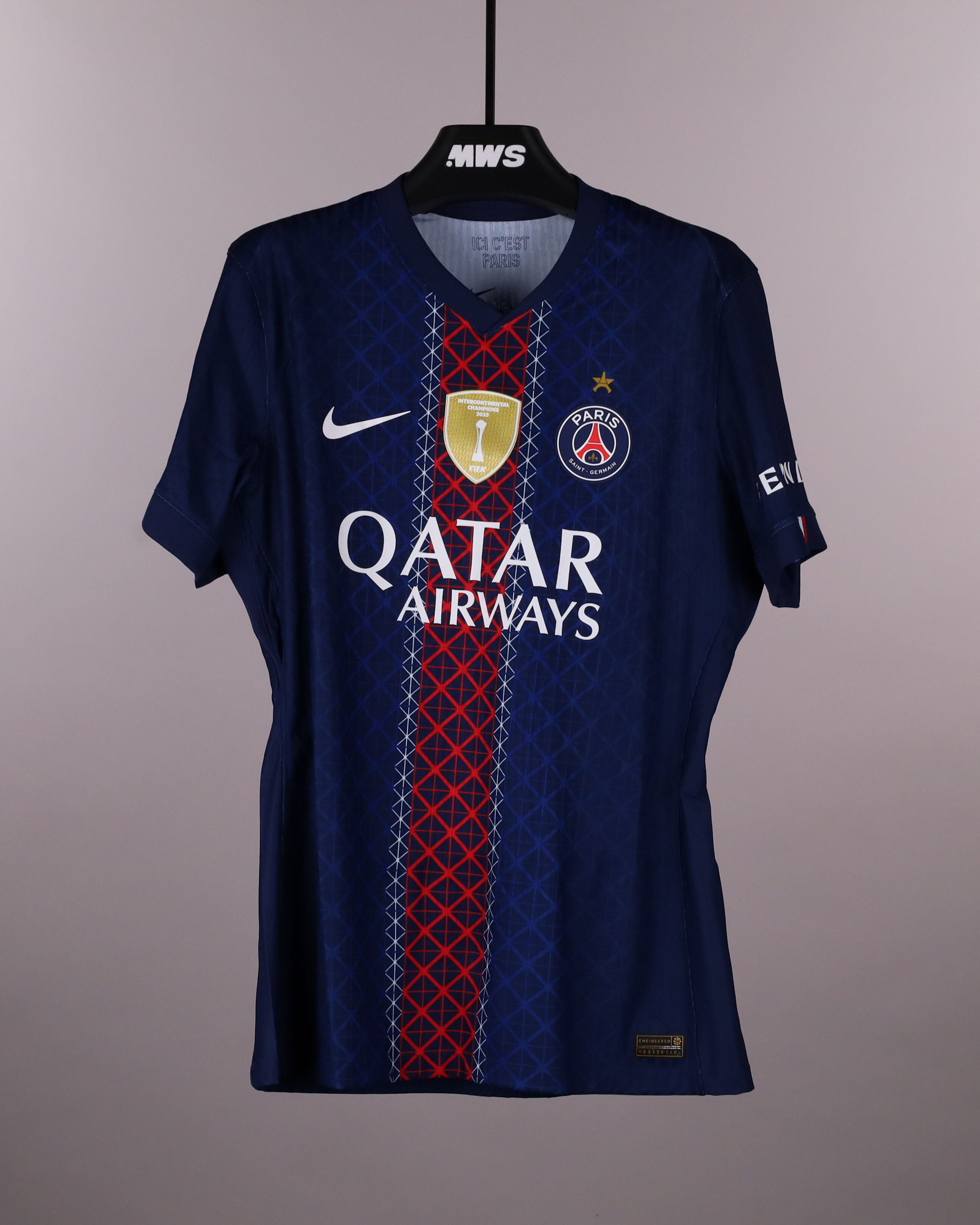 Khvicha Kvaratskhelia | Paris Saint Germain - FC Bayern München