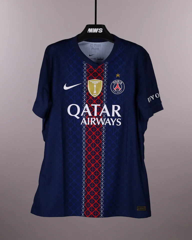 Camisola de Willian Pacho, Paris Saint-Germain