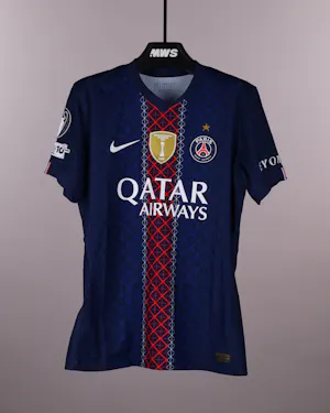 来自Paris Saint-Germain的Dro Fernández球衣