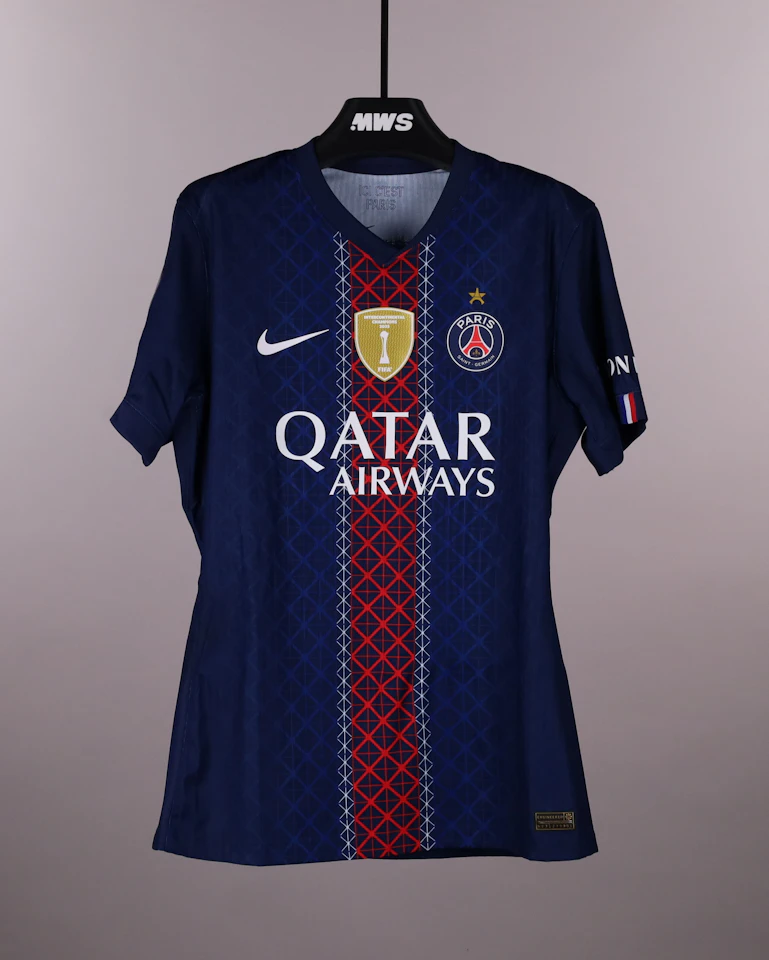 Maillot de Bradley Barcola (Paris Saint-Germain)