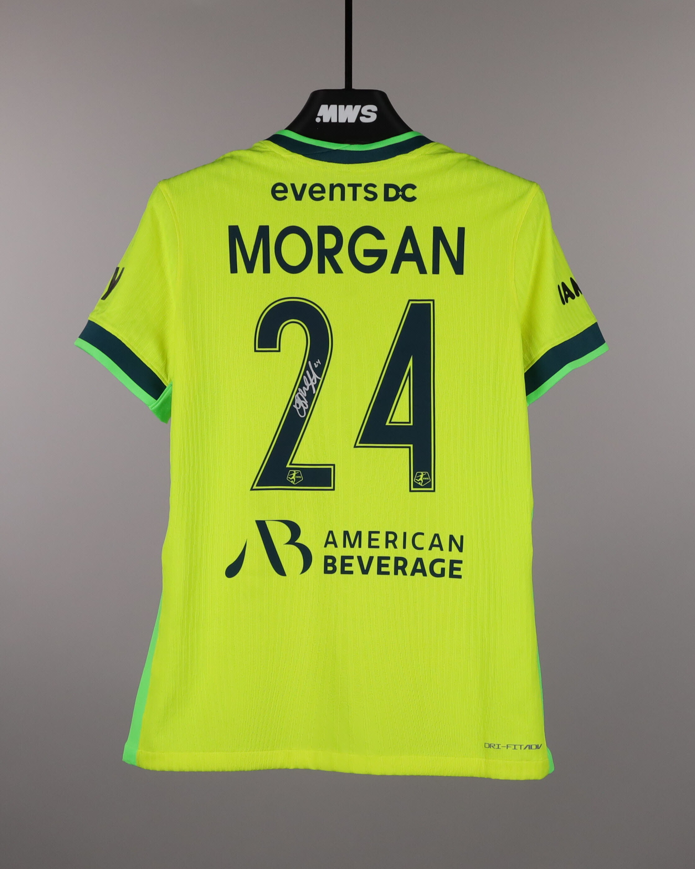 Esme Morgan Washington Spirit jersey
