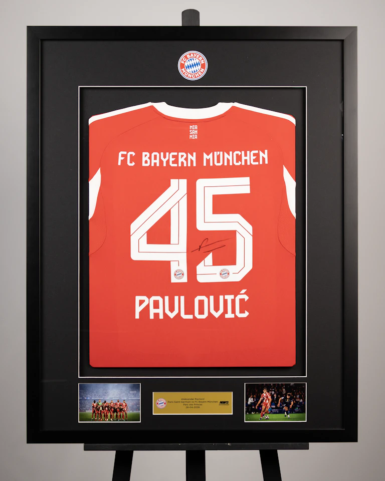 Aleksandar Pavlović | Framed Signed Home 25/26 Shirt