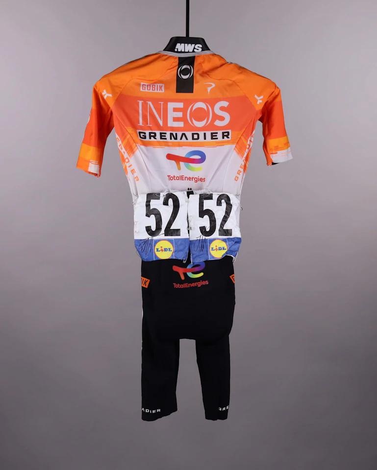 Aj August | Stage 5