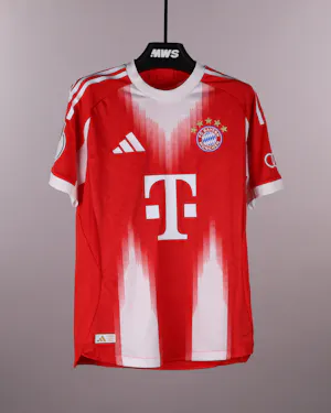 Luis Díaz FC Bayern München shirt