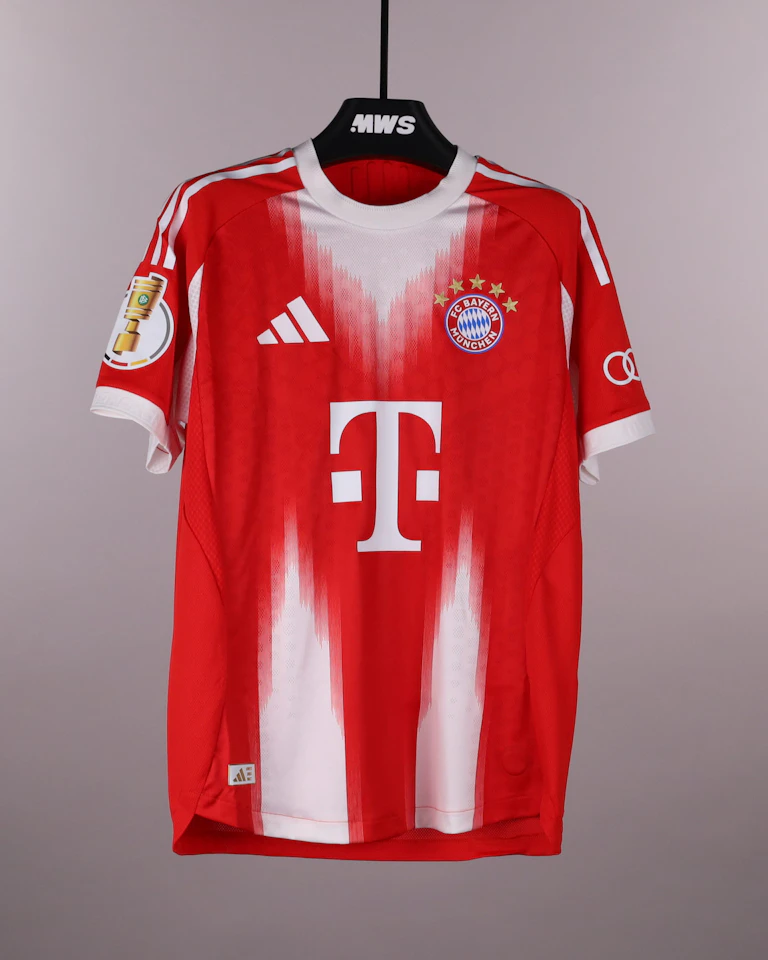 Jamal Musiala FC Bayern München shirt