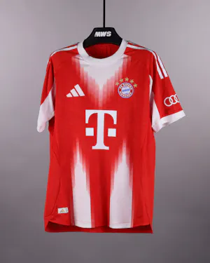 Min-jae Kim 김민재 FC Bayern München shirt