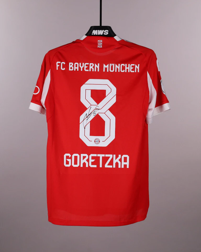 Leon Goretzka FC Bayern München shirt