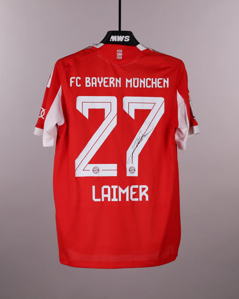 FC Bayern München-Trikot von Konrad Laimer