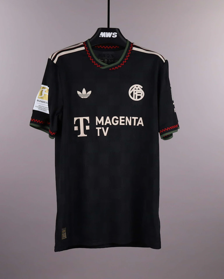 Harry Kane FC Bayern München shirt