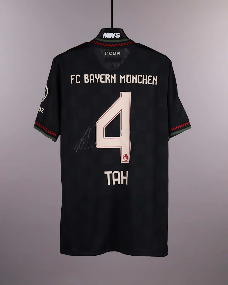 Jonathan Tah FC Bayern München shirt