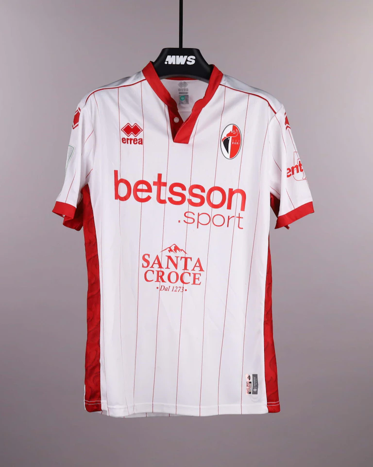 Maglia di Tomás Esteves (S.S.C. Bari)