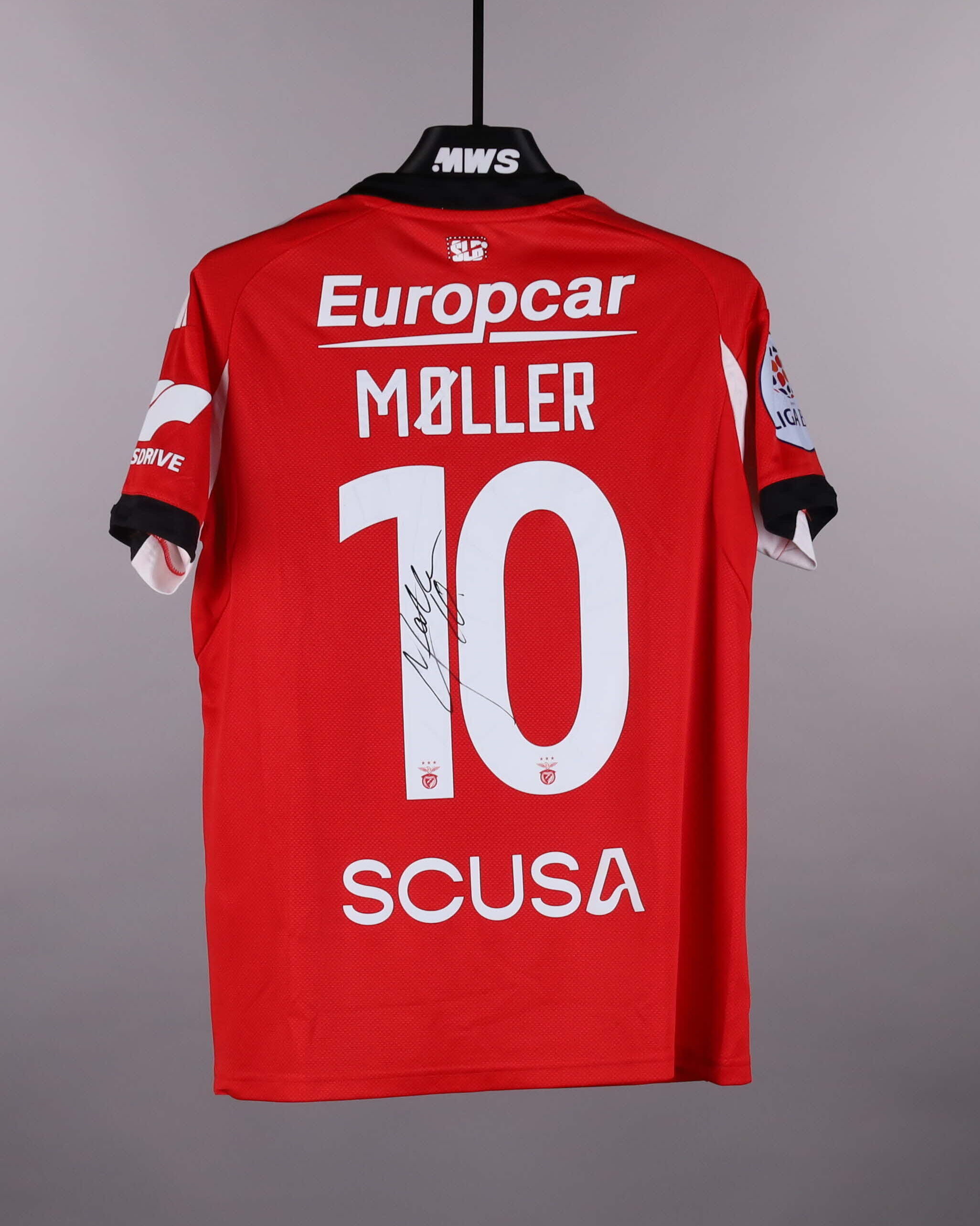 Official SL Benfica W Soccer Game-Worn Jerseys Auctions
