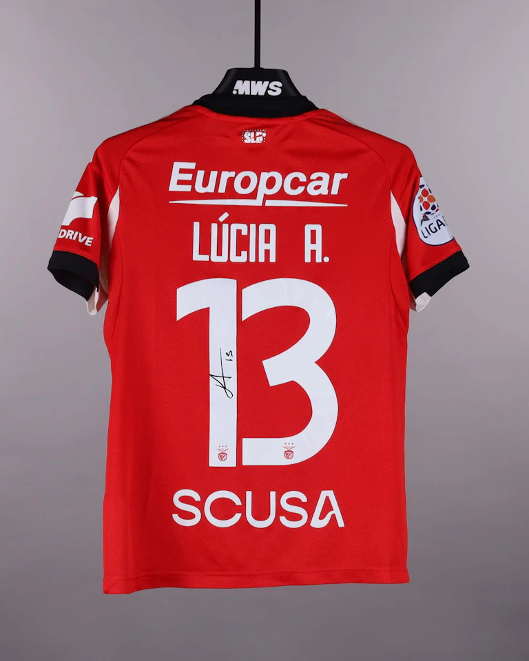 SL Benfica W-Trikot von Lúcia Alves
