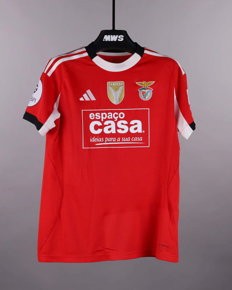 SL Benfica W-Trikot von Nycole Raysla