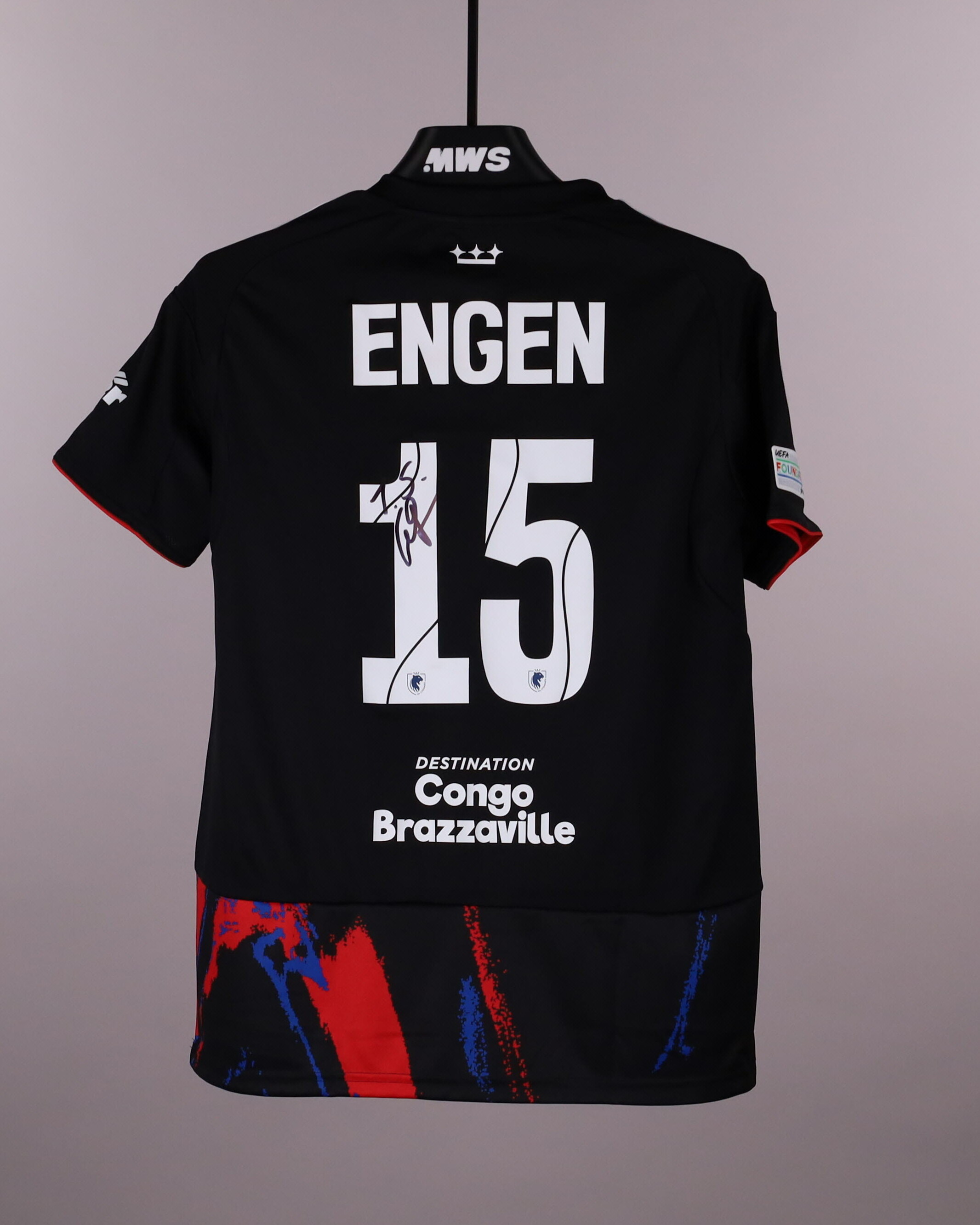 MatchWornShirt