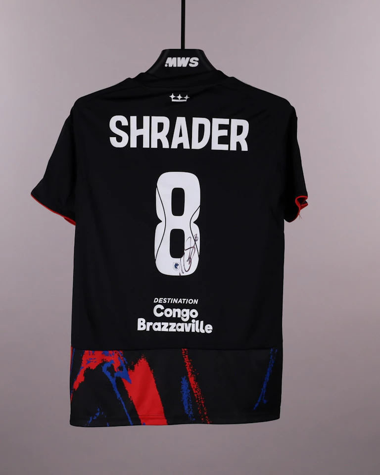 Korbin Shrader OL Lyonnes forması