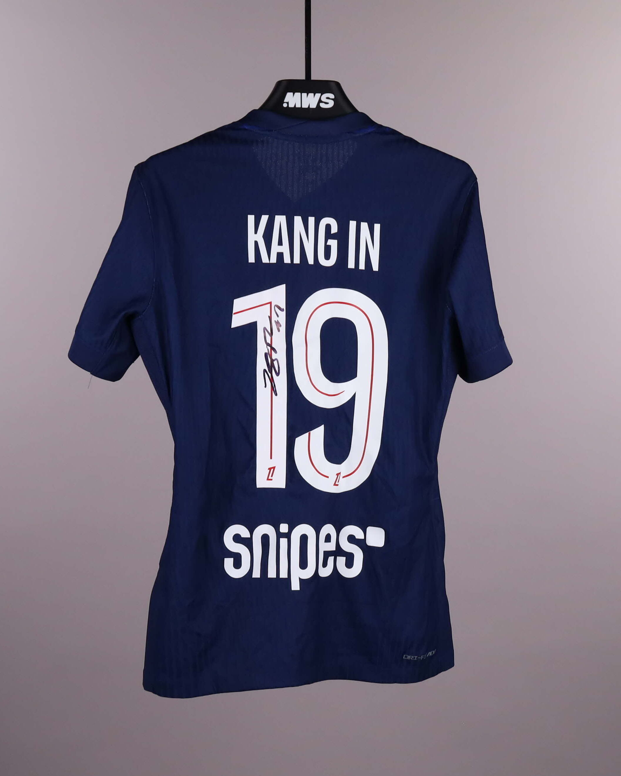 Kang-In Lee 이강인 Paris Saint-Germain shirt