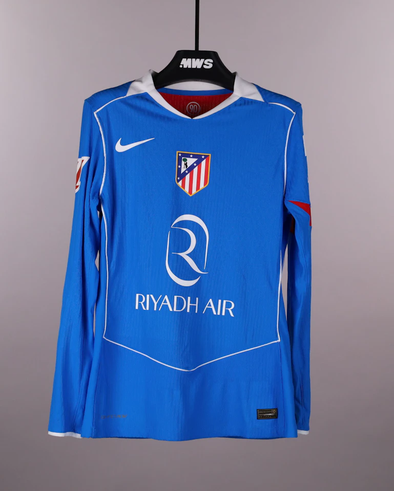 Atlético de Madrid 팀의 Antoine Griezmann 셔츠