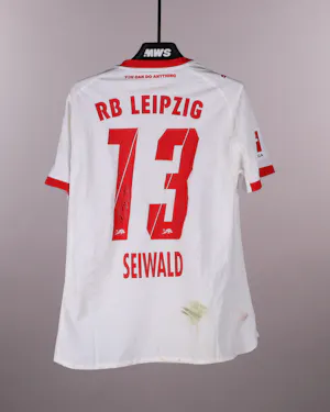 RB Leipzig 팀의 Nicolas Seiwald 셔츠