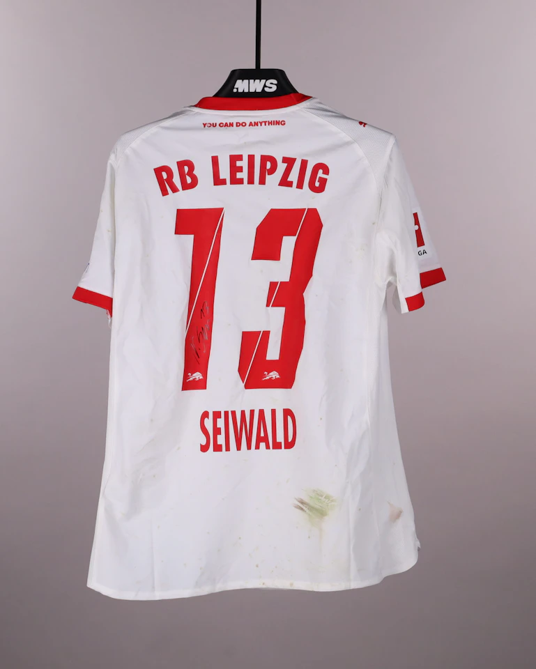 RB Leipzig 팀의 Nicolas Seiwald 셔츠