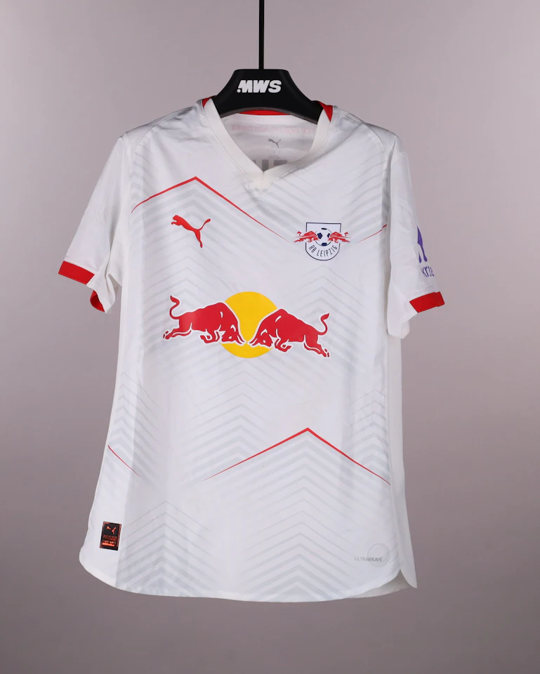 RB Leipzig 팀의 Nicolas Seiwald 셔츠