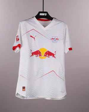 Willi Orbán RB Leipzig shirt