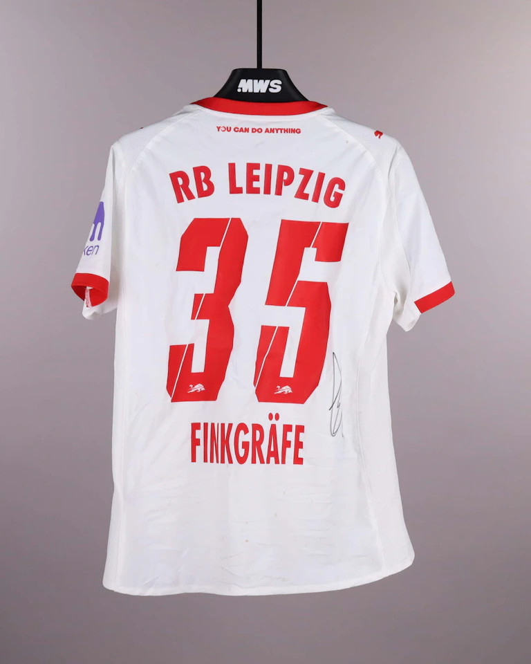Max Finkgräfe RB Leipzig のシャツ