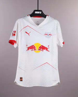 Max Finkgräfe RB Leipzig のシャツ