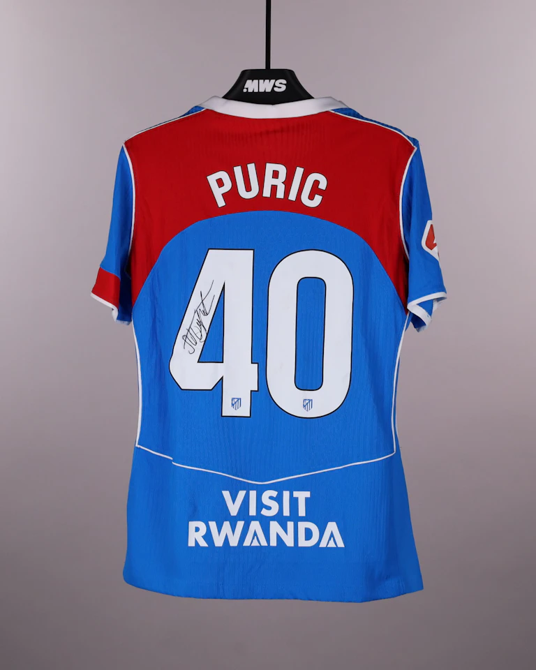来自Atlético de Madrid的Aleksa Puric球衣