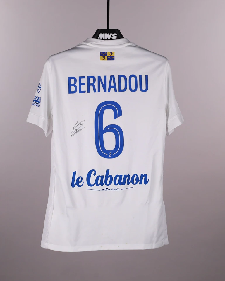 Grenoble Foot 38 팀의 Lucas Bernadou 셔츠