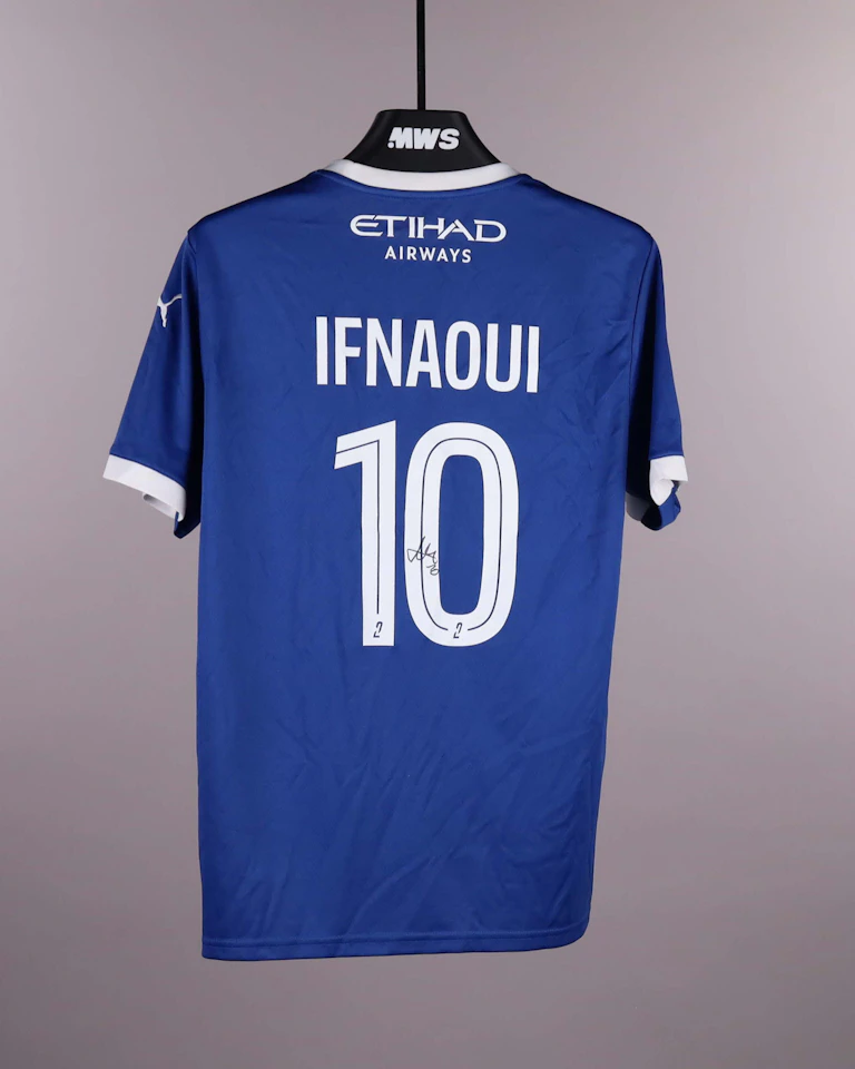 Merwan Ifnaoui ESTAC Troyes のシャツ