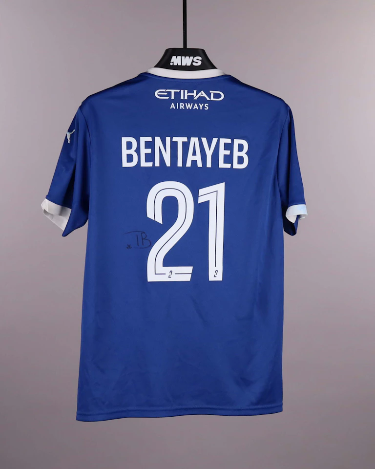 ESTAC Troyes-Trikot von Tawfik Bentayeb