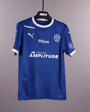 ESTAC Troyes-Trikot von Tawfik Bentayeb