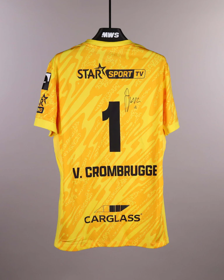 Hendrik Van Crombrugge KRC Genk jersey
