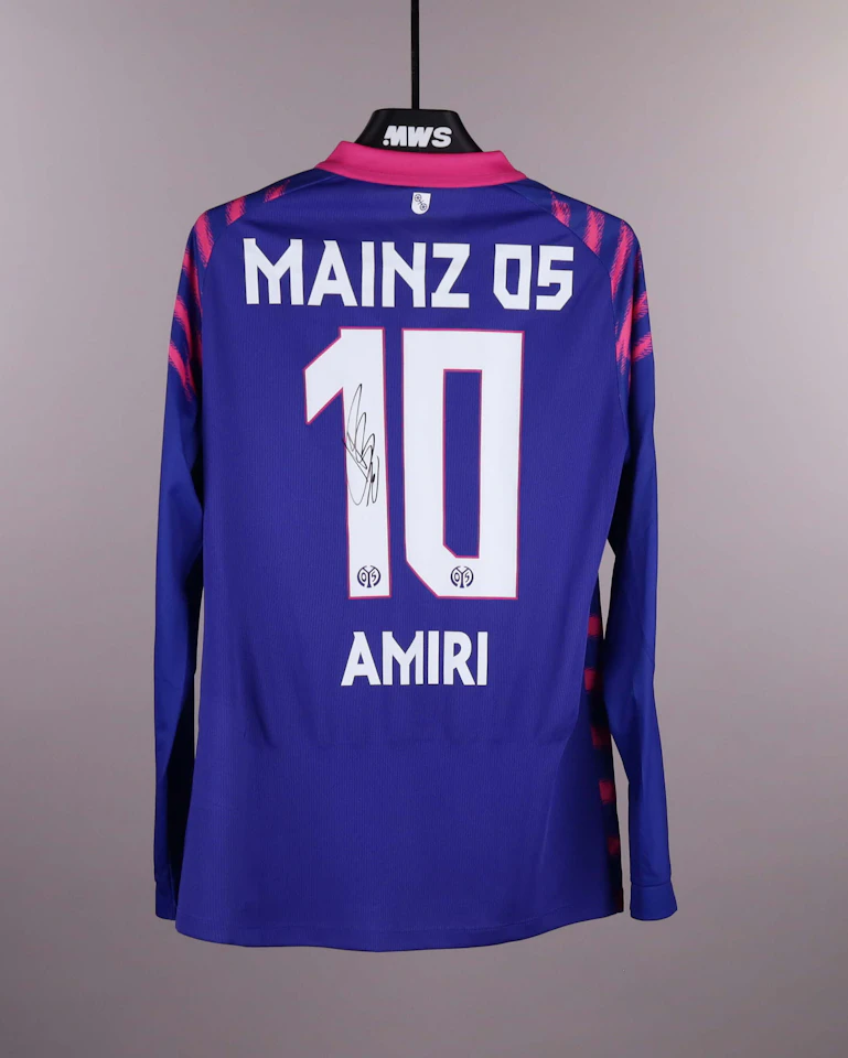 Mainz 05-Trikot von Nadiem Amiri