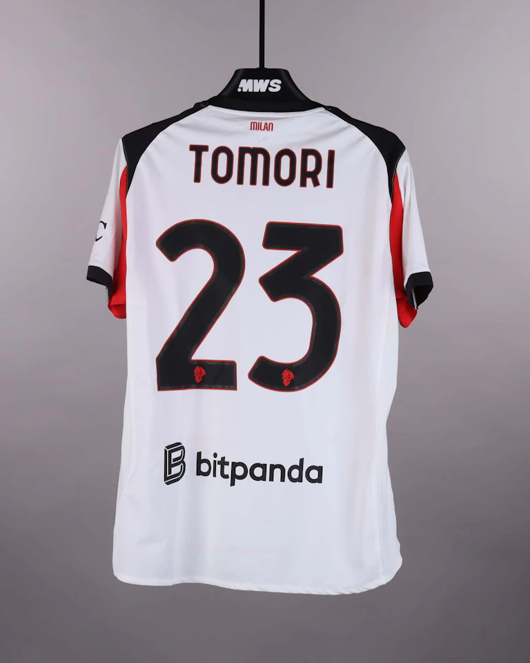 Fikayo Tomori AC Milan shirt