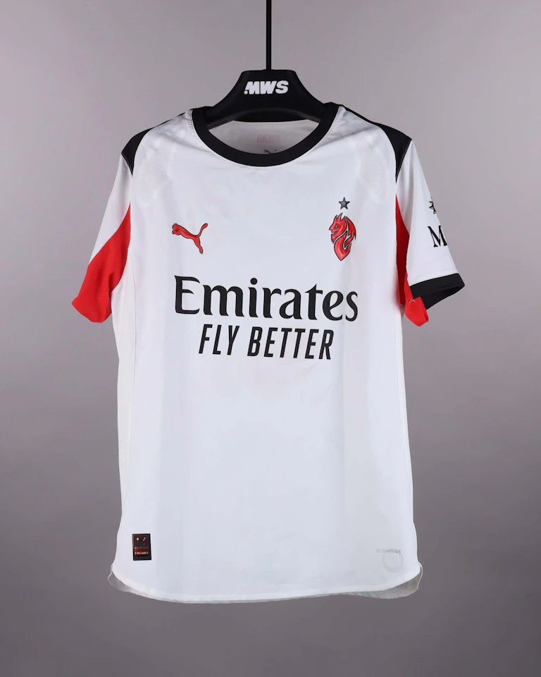 AC Milan 팀의 Strahinja Pavlović 셔츠