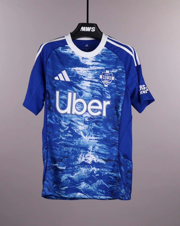 Como 1907-Trikot von Maximo Perrone