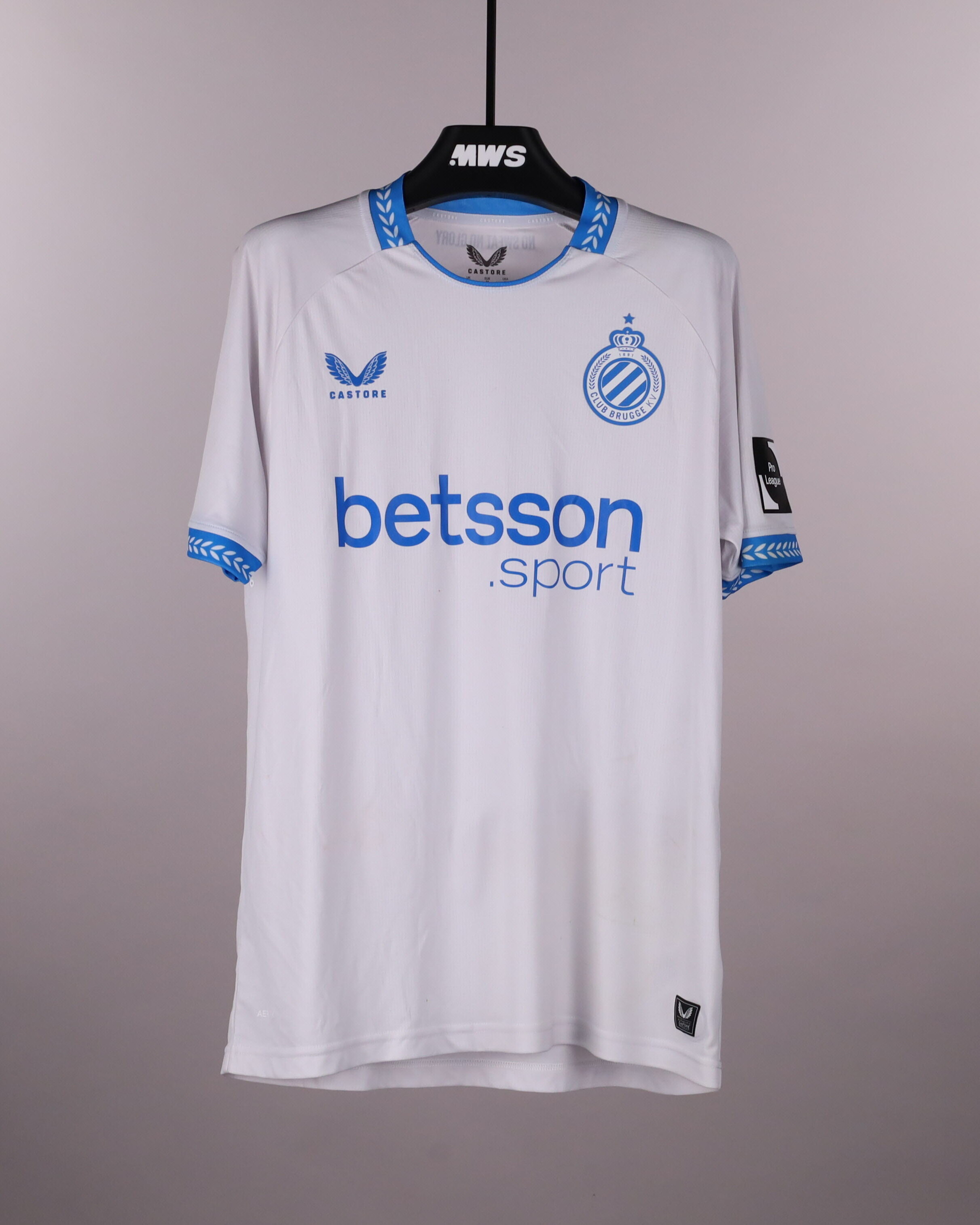Hans Vanaken Club Brugge shirt