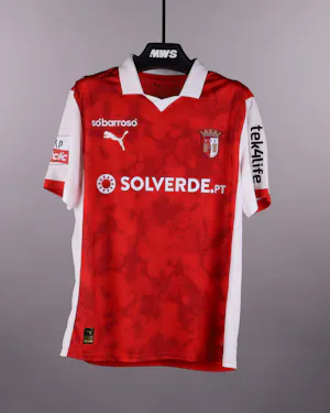 Pau Victor SC Braga forması