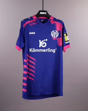 Mainz 05-Trikot von Phillip Tietz