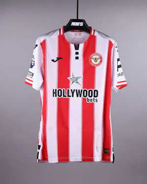Kristoffer Vassbakk Ajer Brentford camisa.