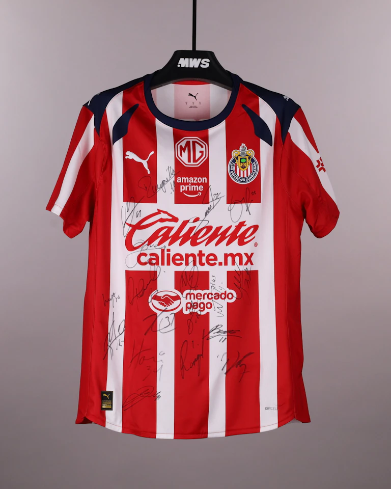 Squad Signed Shirt - 3