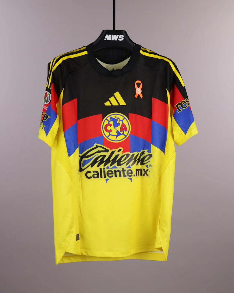 Kevin Álvarez Club América forması