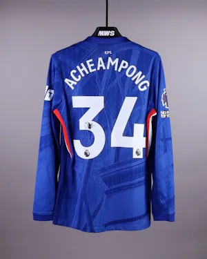 Chelsea 팀의 Joshua Acheampong 셔츠