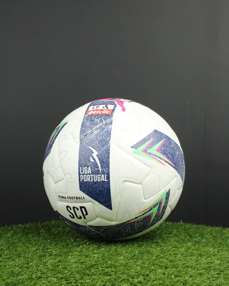 Match Scored Ball `61 - Luis Suárez