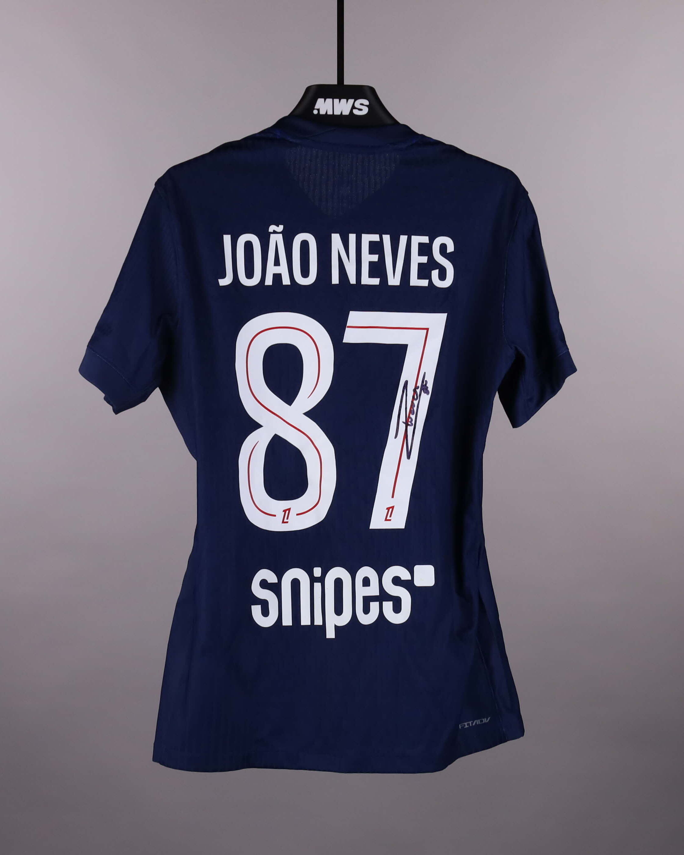 João Neves Paris Saint-Germain shirt