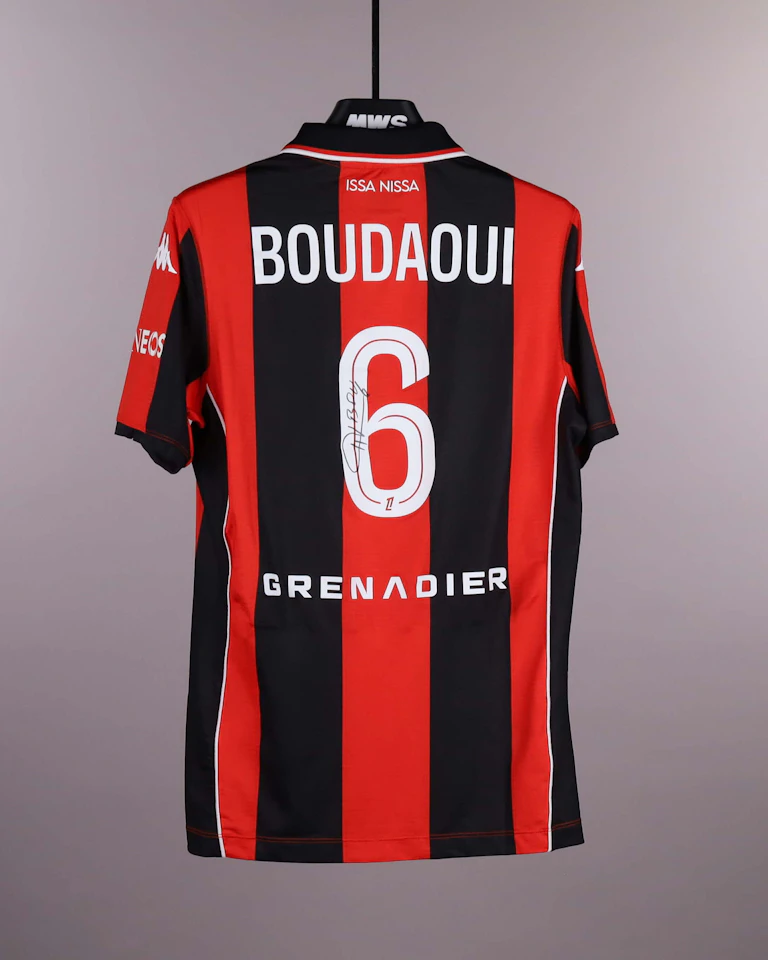 OGC Nice 팀의 Hichem Boudaoui 셔츠
