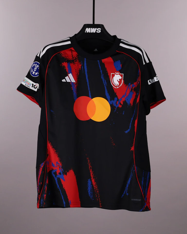 Lily Yohannes OL Lyonnes jersey