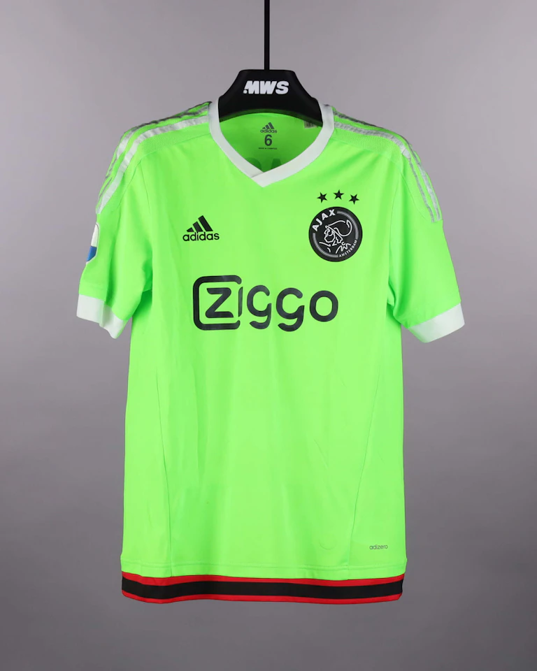 Davy Klaassen Ajax shirt